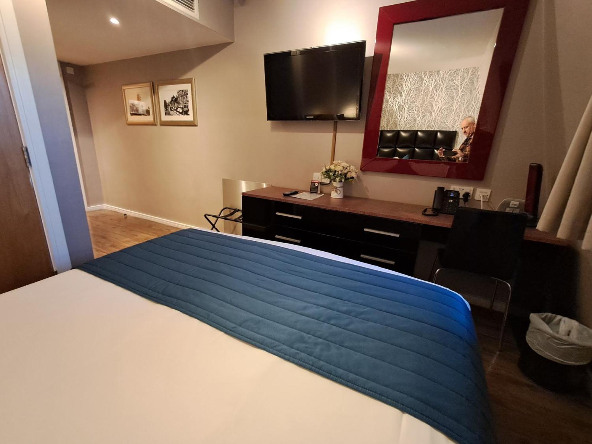 Отель The Royal 4*