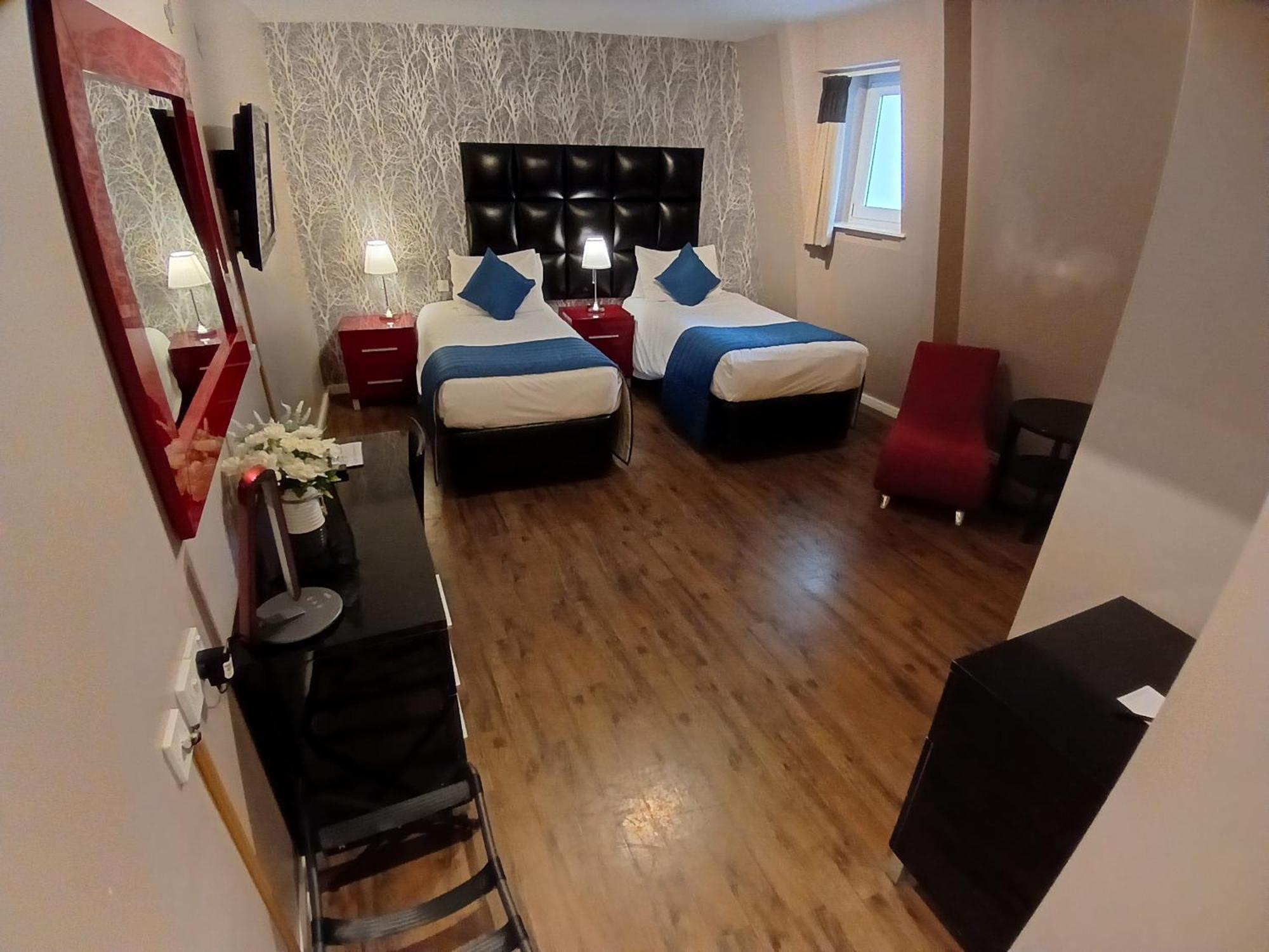 The Royal Отель 4*